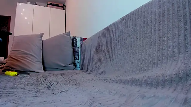 your Goddess Eva online show from April 2026 09:39:33 PM