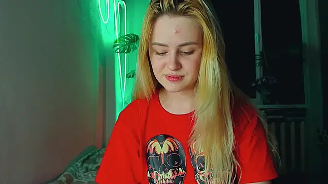 Snapshot of Alexa_Pirs chatting on March 2025 10:15:02 PM Alexa Pirs online show from March 2025 10:15:02 PM