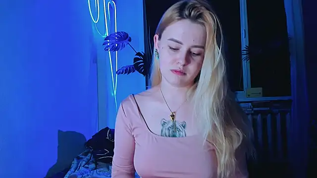 Snapshot of Alexa_Pirs chatting on March 2025 05:24:02 PM Alexa Pirs online show from March 2025 05:24:02 PM