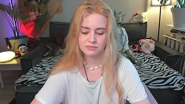 Alexa Pirs online show from July 2026 02:42:01 PM
