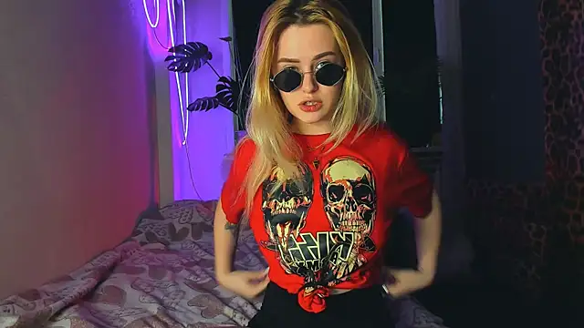 Snapshot of Alexa_Pirs chatting on March 2025 02:36:01 PM Alexa Pirs online show from March 2025 02:36:01 PM