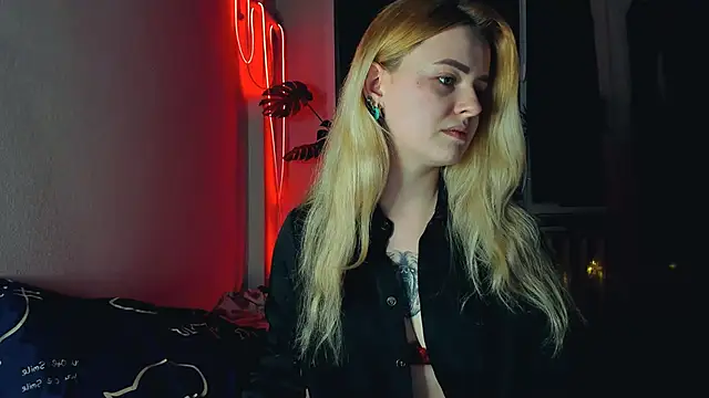 Snapshot of Alexa_Pirs chatting on March 2025 05:38:02 PM Alexa Pirs online show from March 2025 05:38:02 PM