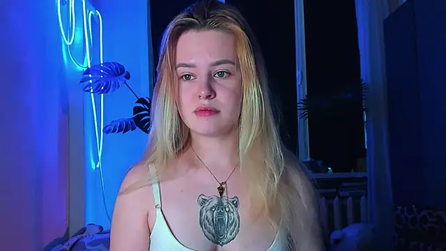 Snapshot of Alexa_Pirs chatting on March 2025 02:22:01 PM Alexa Pirs online show from March 2025 02:22:01 PM