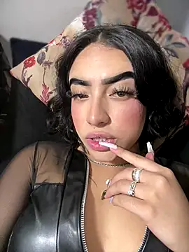 Scarlett-LS online show from December 2025 03:00:02 AM