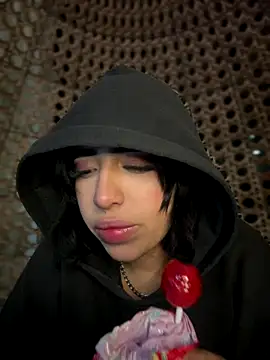 Scarlett-LS online show from October 2025 06:03:02 AM