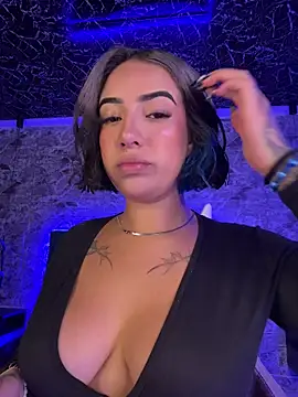 Scarlett-LS online show from May 2026 03:32:01 AM