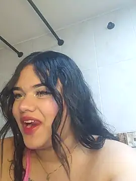 Snapshot of nikki_grey chatting on March 2025 04:21:02 AM nikki grey online show from March 2025 04:21:02 AM