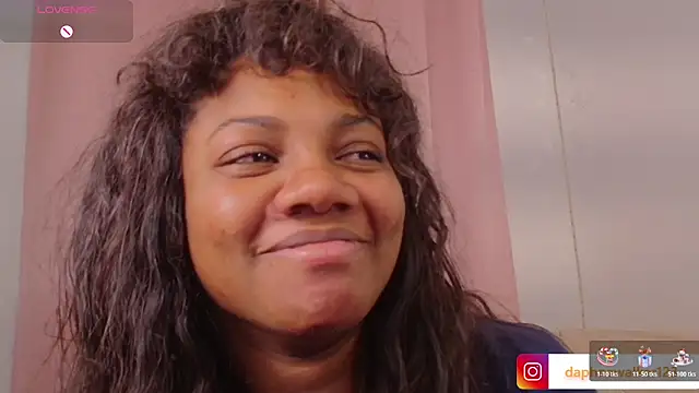 Daphnewalker   online show from March 2026 10:33:02 PM