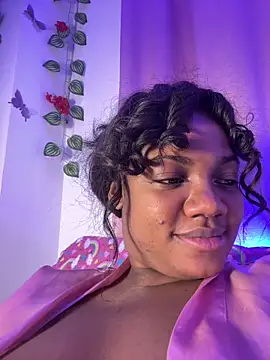 Snapshot of Daphnewalker__ chatting on May 2026 01:26:08 AM Daphnewalker online show from May 2026 01:26:08 AM