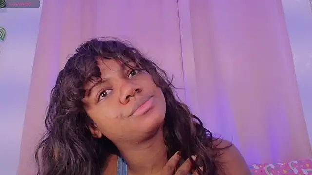Snapshot of Daphnewalker__ chatting on May 2026 11:37:02 AM Daphnewalker online show from May 2026 11:37:02 AM