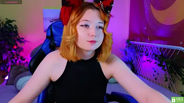 Snapshot of MizukiNoYoru chatting on February 2025 08:36:01 PM MizukiNoYoru online show from February 2025 08:36:01 PM