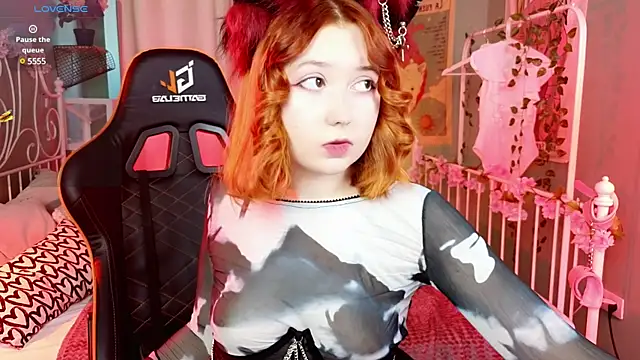 Snapshot of MizukiNoYoru chatting on March 2025 05:55:02 AM MizukiNoYoru online show from March 2025 05:55:02 AM