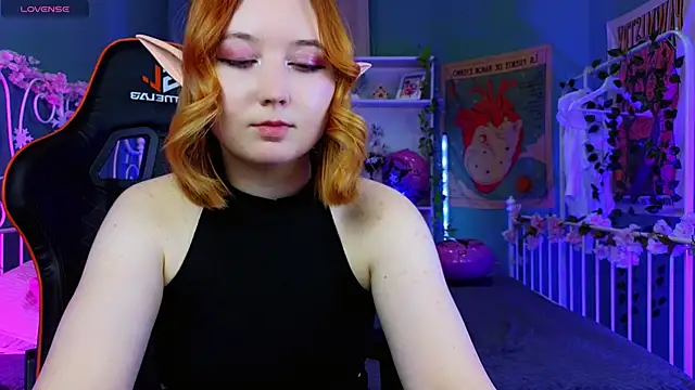 Snapshot of MizukiNoYoru chatting on February 2025 12:05:01 AM MizukiNoYoru online show from February 2025 12:05:01 AM