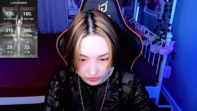 Akemi Sora  online show from January 2026 03:27:01 PM