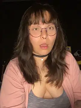 Snapshot of Solo_yoss chatting on October 2025 06:14:01 AM Solo yoss online show from October 2025 06:14:01 AM