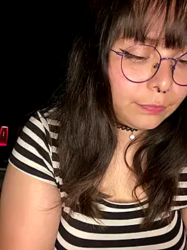 Snapshot of Solo_yoss chatting on October 2025 07:07:02 AM Solo yoss online show from October 2025 07:07:02 AM