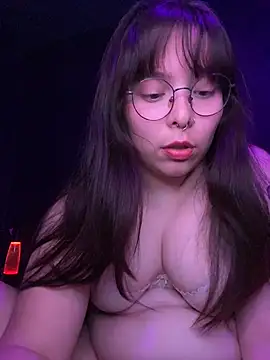 Solo yoss online show from April 2026 06:48:01 AM