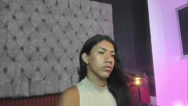 AntoniSantoss online show from December 2025 07:49:02 PM