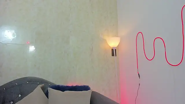 AntoniSantoss online show from September 2025 07:43:02 PM