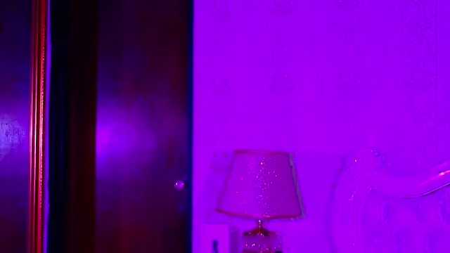 TianahGlow online show from February 2026 08:53:02 PM