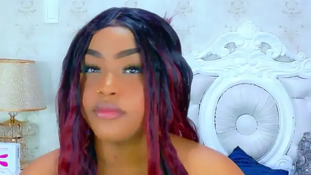 TianahGlow online show from February 2026 07:47:01 PM