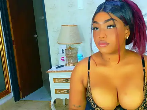 TianahGlow online show from March 2026 07:43:02 PM