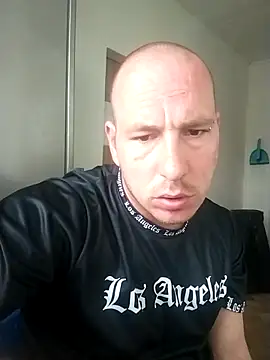 jarous32- online show from March 2025 06:26:02 AM