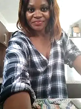Snapshot of BigbootyliciousXXX chatting on February 2025 01:58:01 PM BigbootyliciousXXX online show from February 2025 01:58:01 PM
