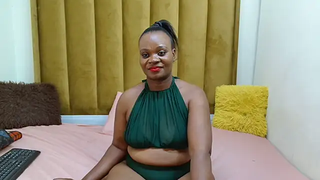 Snapshot of BigbootyliciousXXX chatting on September 2025 07:41:02 PM BigbootyliciousXXX online show from September 2025 07:41:02 PM