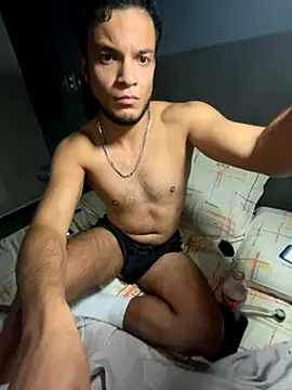 Brunohornyxh online show from November 2025 06:52:02 PM