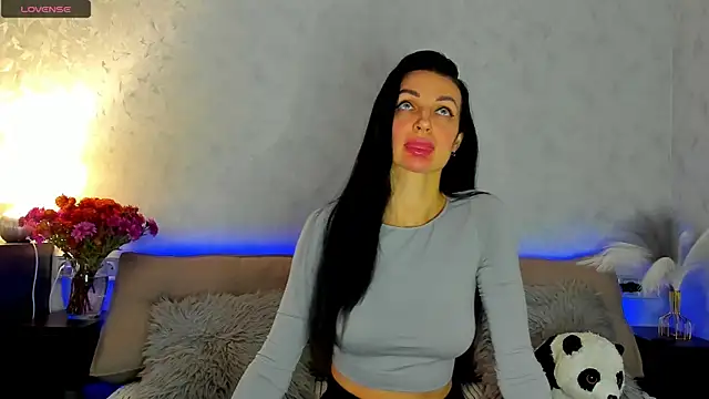 Tina Mart online show from November 2025 11:36:02 AM