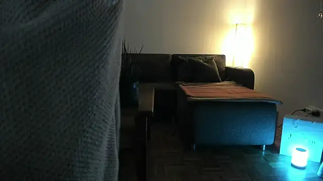 molicaremolicare online show from October 2025 04:44:02 AM
