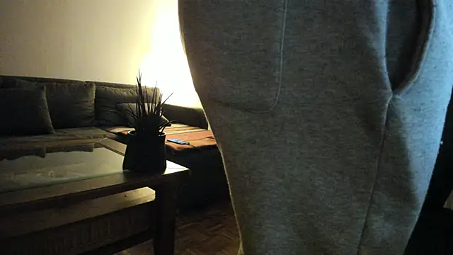 molicaremolicare online show from October 2025 10:31:02 PM