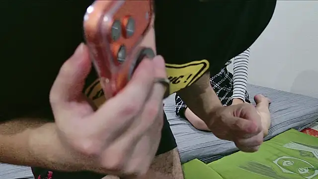 YARASERO-kun online show from November 2025 03:22:01 PM