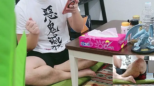 YARASERO-kun online show from December 2025 06:04:01 AM