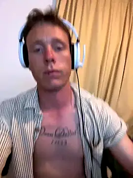 teeballin0001 online show from November 2025 01:48:02 PM