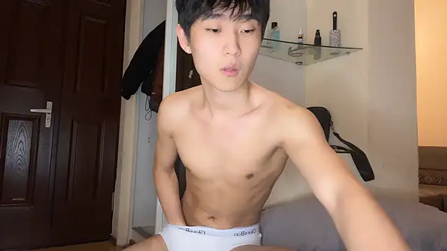 Snapshot of Brian_Stars chatting on December 2025 09:53:01 PM Brian Stars online show from December 2025 09:53:01 PM