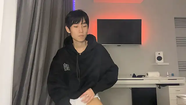 Snapshot of Brian_Stars chatting on February 2025 06:20:02 PM Brian Stars online show from February 2025 06:20:02 PM