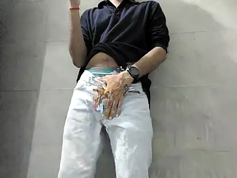 Lustyluckyy online show from October 2025 04:08:02 PM