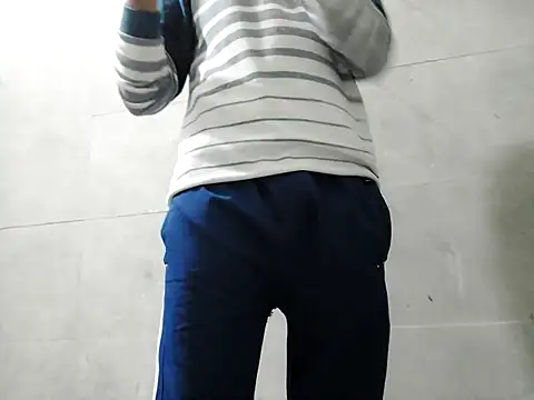 Lustyluckyy online show from February 2025 05:47:02 PM