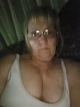 Violet5364 online show from April 2026 08:49:01 PM