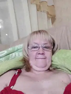 Snapshot of Violet5364 chatting on December 2025 09:50:02 PM Violet5364 online show from December 2025 09:50:02 PM