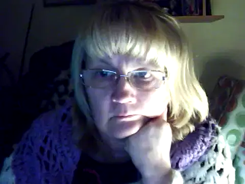 Snapshot of Violet5364 chatting on February 2025 08:07:02 PM Violet5364 online show from February 2025 08:07:02 PM