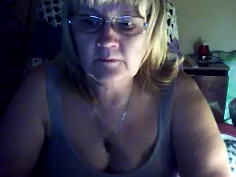 Snapshot of Violet5364 chatting on March 2025 07:58:01 PM Violet5364 online show from March 2025 07:58:01 PM
