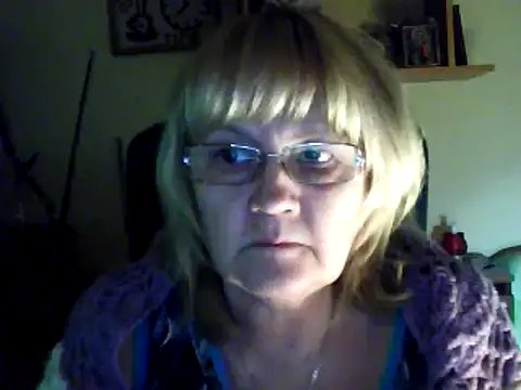 Snapshot of Violet5364 chatting on March 2025 04:36:02 PM Violet5364 online show from March 2025 04:36:02 PM