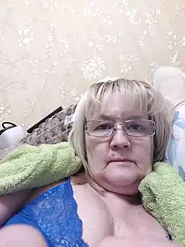 Snapshot of Violet5364 chatting on January 2026 09:40:02 PM Violet5364 online show from January 2026 09:40:02 PM