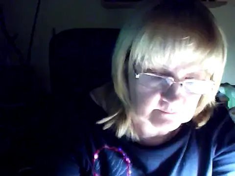 Snapshot of Violet5364 chatting on February 2025 06:37:01 PM Violet5364 online show from February 2025 06:37:01 PM