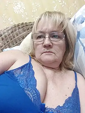 Snapshot of Violet5364 chatting on January 2026 08:35:02 PM Violet5364 online show from January 2026 08:35:02 PM