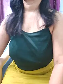 Snapshot of Jassi_Does chatting on March 2025 08:06:02 AM Jassi Does online show from March 2025 08:06:02 AM