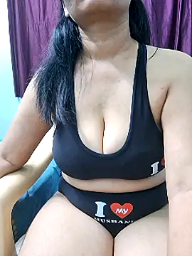 Snapshot of Jassi_Does chatting on March 2025 03:03:02 PM Jassi Does online show from March 2025 03:03:02 PM